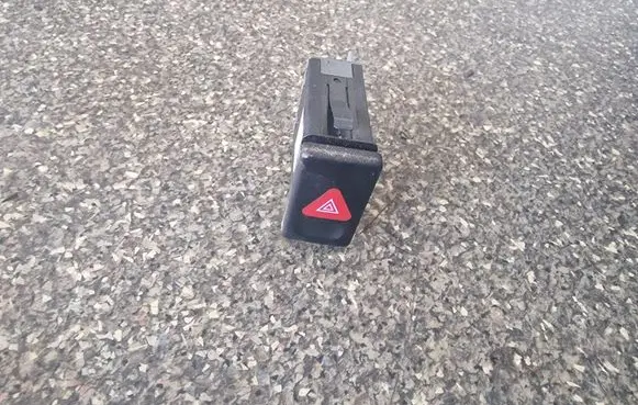 Ford Galaxy Hazard light switch