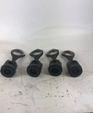 Mercedes-Benz ML W164 Piston with connecting rod 15425