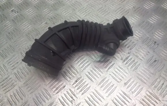 Opel Vectra C Air intake hose/pipe