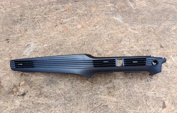Hyundai Bayon Dash center air vent grill 84795Q0800 614682