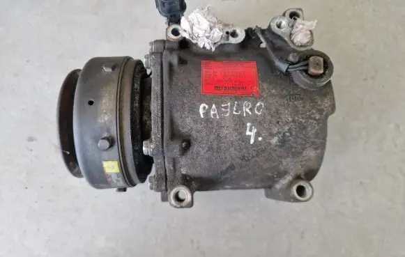 Mitsubishi Pajero Sport I Air conditioning (A/C) compressor (pump) MR360532
