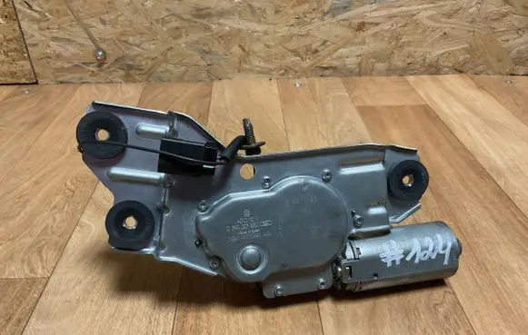 Ford Focus Rear window wiper motor 0390201552 XS41N17K441AA
