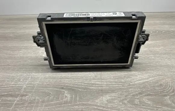 Mercedes-Benz E C207 W207 Screen/display/small screen A2129018103 A2129023703