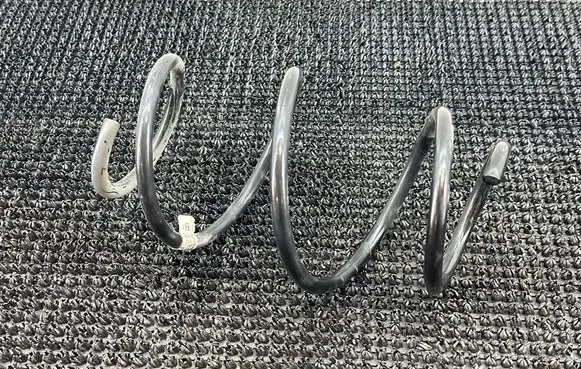BMW 1 F20 F21 Front coil spring