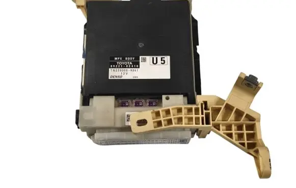 Toyota Highlander XU50 Central body control module 892210E410