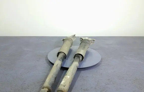 Rear shock absorber/damper
