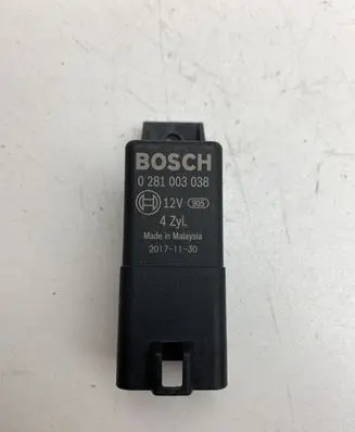 Audi A4 S4 B9 Glow plug pre-heat relay 0281003038 038907281D