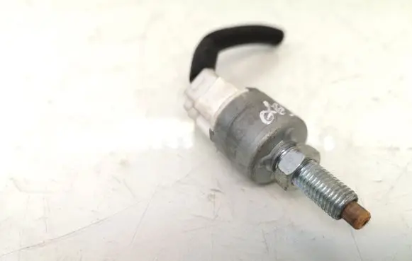 Lexus IS 220D-250-350 Brake pedal sensor switch