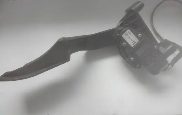 Opel Zafira B Accelerator throttle pedal 9202341 6PV00811400