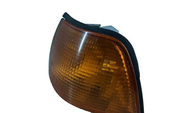 BMW 3 E36 Front indicator light 1387043 155051