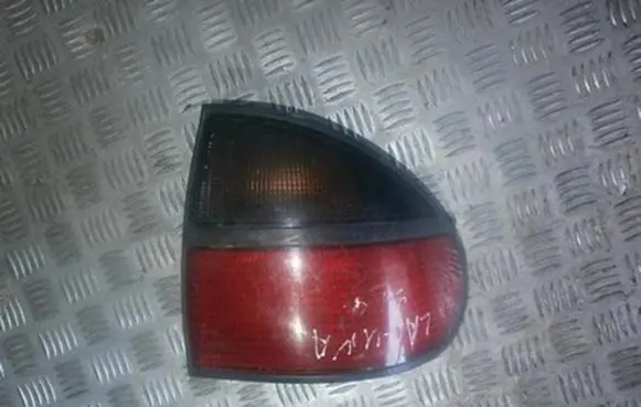 Renault Laguna I Rear/tail lights 7700820052