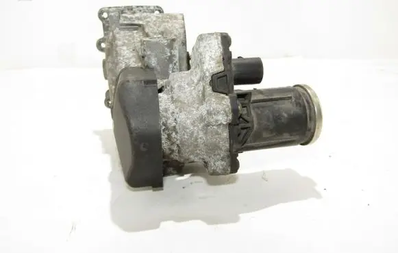 Volkswagen PASSAT B7 EGR valve 11725505