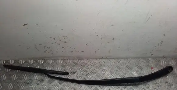 KIA EV6 Front wiper blade arm