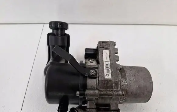 Peugeot 508 Power steering pump 6976154180