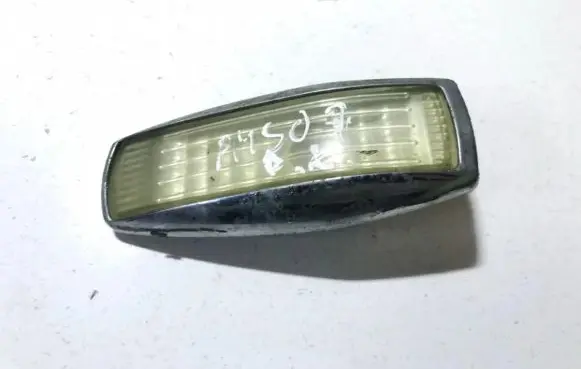 Chrysler PT Cruiser Front fender indicator light
