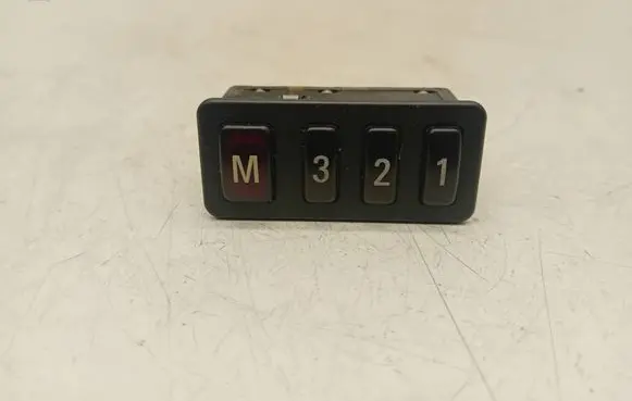 BMW 5 E39 Seat memory switch 8352160