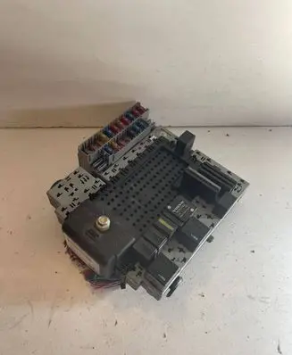 Volvo S80 Fuse box set 8688153