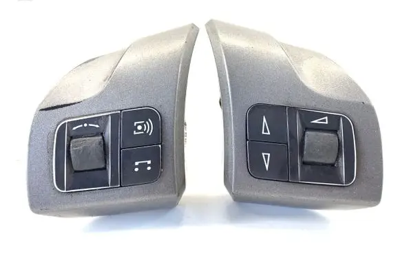Opel Zafira B Steering wheel buttons/switches 13126750