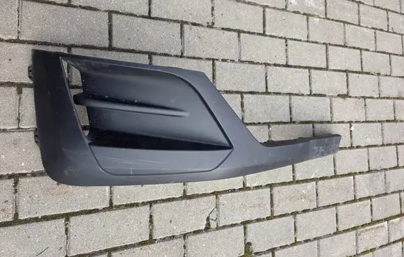 Renault Trafic III (X82) Front bumper corner part panel trim 263368383R