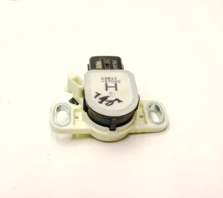 Toyota Camry VIII XV70 Brake pedal sensor switch 8951047040