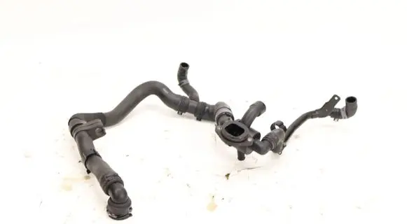 Volkswagen Tiguan Engine coolant pipe/hose 5N0122051AS