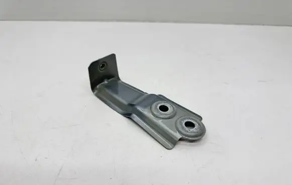 BMW X5 G05 Fender mounting bracket 7418217 741821707