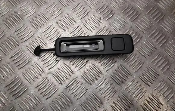 Mercedes-Benz EQE v295 Front seat light A2069067000