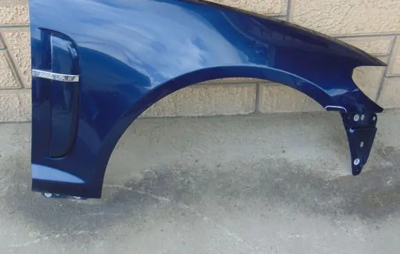 Jaguar XF X250 Fender