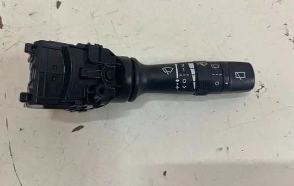KIA Rio Wiper turn signal indicator stalk/switch 202008910