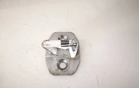 Mercedes-Benz C AMG W204 Front door lock loop/hook striker 11000049A