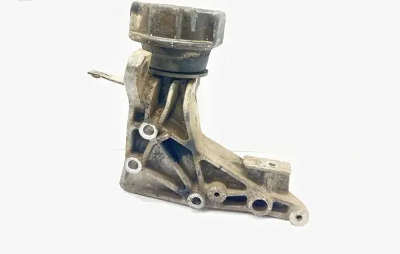 Volkswagen Transporter - Caravelle T4 Engine mount bracket 701199201c