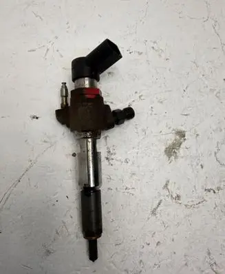 Volvo V60 Fuel injector 50274V05 61833 9802448680
