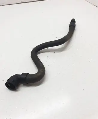 Opel Insignia A Engine coolant pipe/hose 13220188 565563897