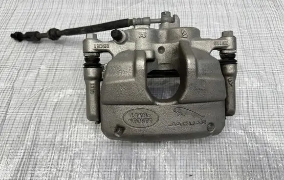 Land Rover Discovery Sport Front brake caliper