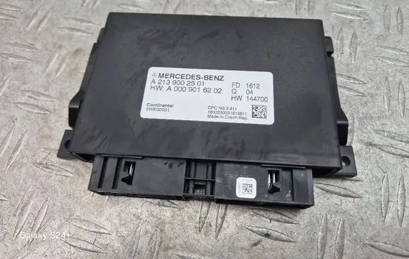 Mercedes-Benz E W213 Gearbox control unit/module A2139002501