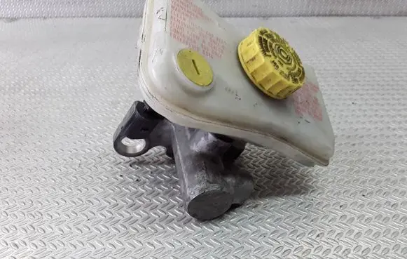 Audi A4 S4 B6 8E 8H Master brake cylinder 8E0611301E