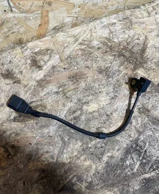 Audi A5 8T 8F Crankshaft position sensor 9805940