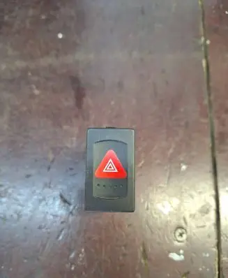 Volkswagen PASSAT B5 Hazard light switch 3B0953235D PAT60G01 PA66GF300