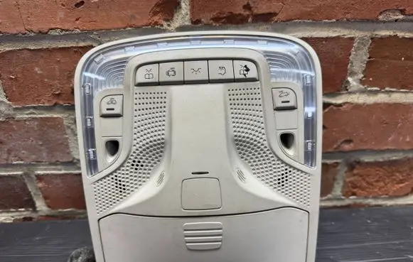 Mercedes-Benz V Class W447 Other interior light A4479000006 2JM01122275 A4479015302
