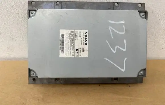 Volvo C70 Sound amplifier 31310007 31282140 R9KWD