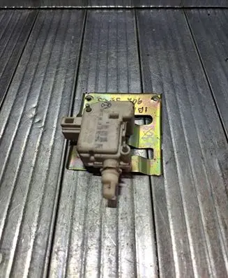 Seat Ibiza II (6k) Central locking motor 3B0959781B 6K0810733