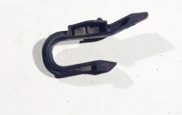 Opel Zafira A Radiator mount bracket 09202247