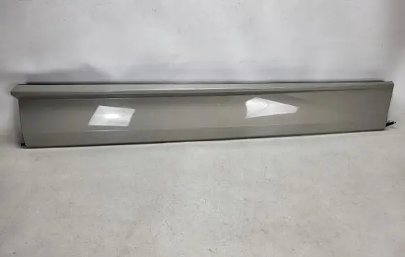 Audi Q8 Front door trim (molding) 4M8853959 4M8853959A