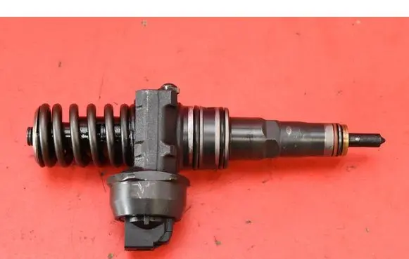 Audi A4 S4 B6 8E 8H Fuel injector 038130073BA