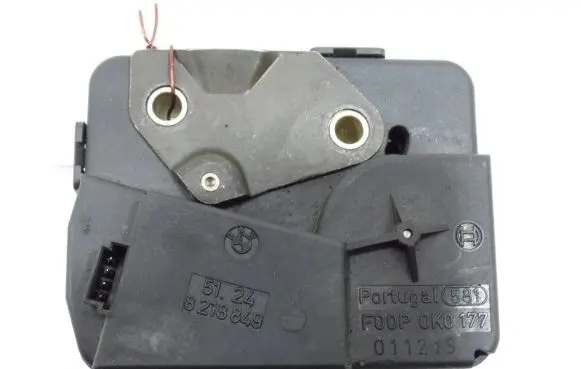 Rover 75 Tailgate window lock/catch/latch IMPRK638603