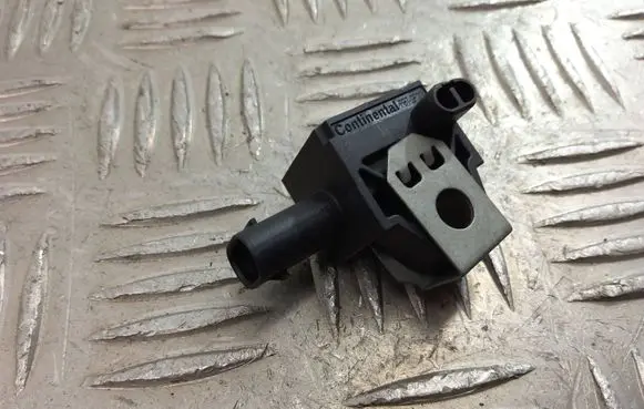 BMW X3 F25 Airbag deployment crash/impact sensor 9224177