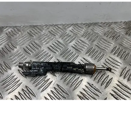 BMW M5 F90 Fuel injector 7852362
