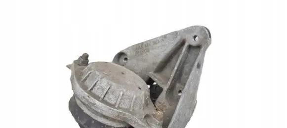 Audi A6 S6 C4 4A Engine mount vacuum valve 