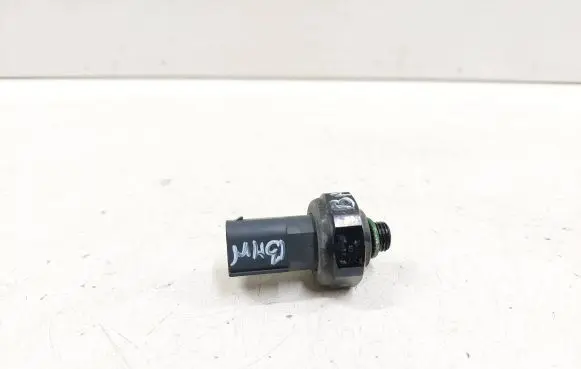 BMW 5 F10 F11 Air conditioning (A/C) pressure sensor 9141958