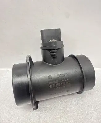 BMW 3 E46 Mass air flow meter 1433565 0280217124